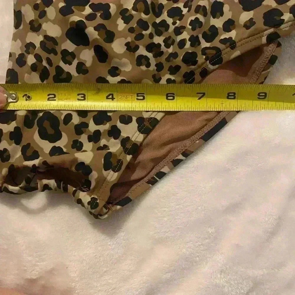 Time & Tru women’s two piece leopard print bathing suit. - Picture 9 of 9